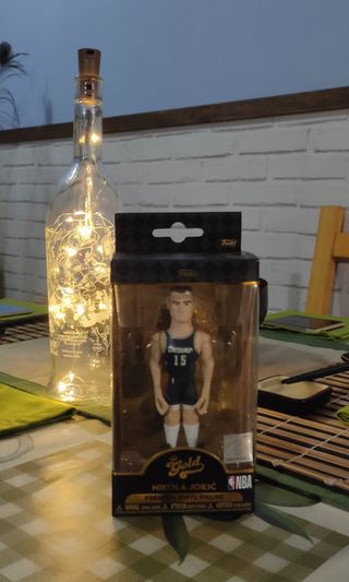 Figura Funko Gold Nikola Jokic