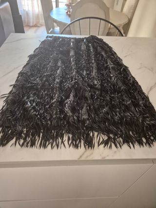 Falda negra flecos lentejuelas