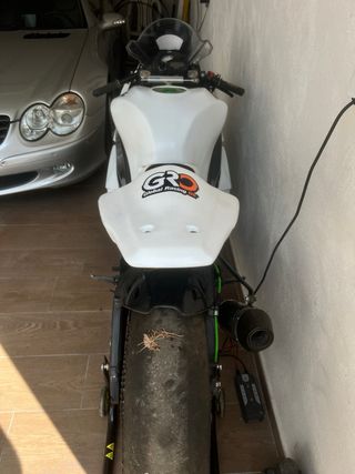 Kawasaki ZX-10R 2009 circuito