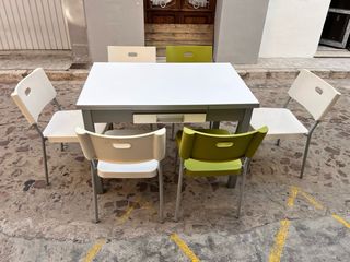 Mesa cocina ampliable + 6 sillas