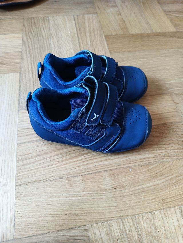 Zapatillas niño Decathlon talla 24