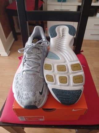 Nike deporte tienen un detallito poreso el presio