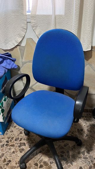 Silla oficina giratoria azul