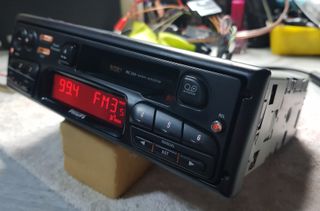NO PIERDAS ESTE AUTORADIO Philips RC 239 ANTIRROBO