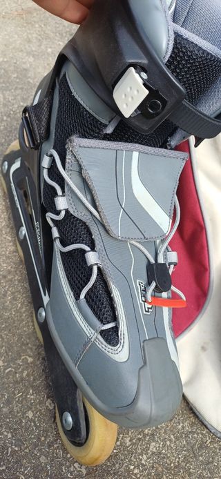 Patines en línea talla 47 + protecciones + bolsa