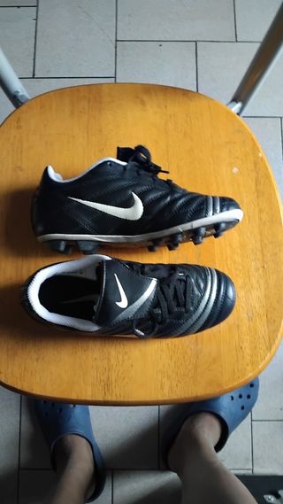 Scarpe calcio bimbo Nike tg 33
