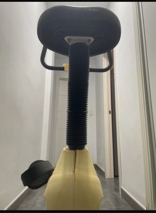 Bicicleta estática BH Fitness