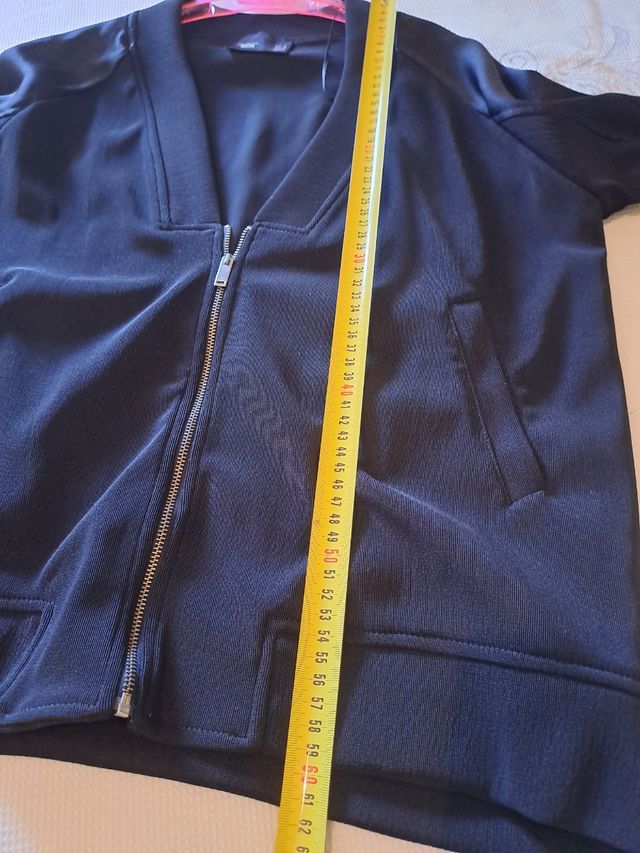 Cazadora bomber Zara negra - M