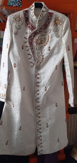Sherwani Boda India Hombre Blanco Rojo