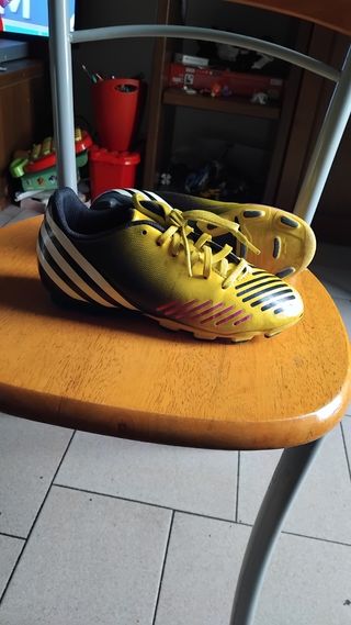 Scarpe Calcio Adidas Jr 35 Ottime Cond.