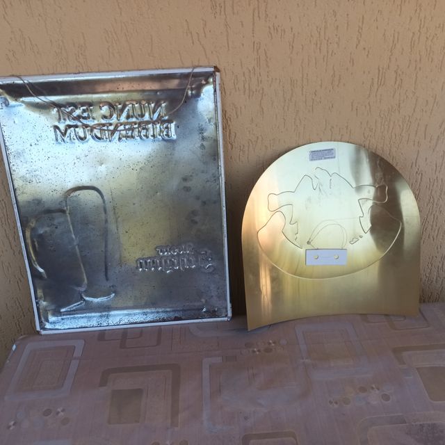 Insegne Birra Kloster Scheyern e Grimbergen scudo