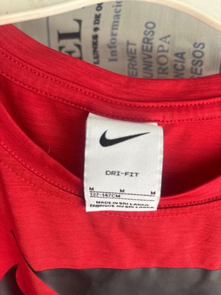 Camiseta Nike Dri-Fit M (137-147cm)