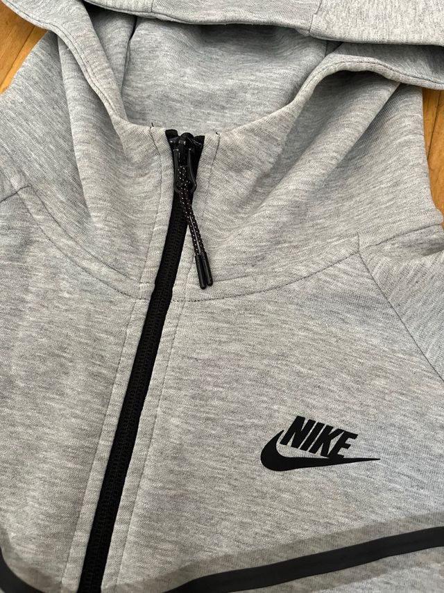 Sudadera Nike Tech Fleece Gris Mujer