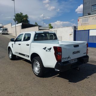 Isuzu D-Max N60 2023  * Impecable*