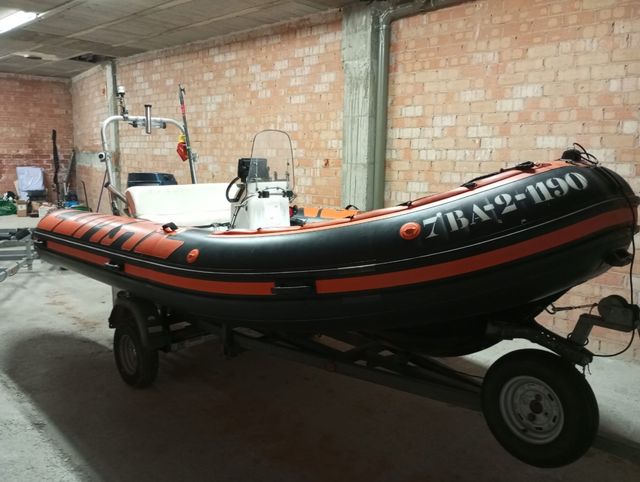 Lomac 4,60m: embarcación semirrígida