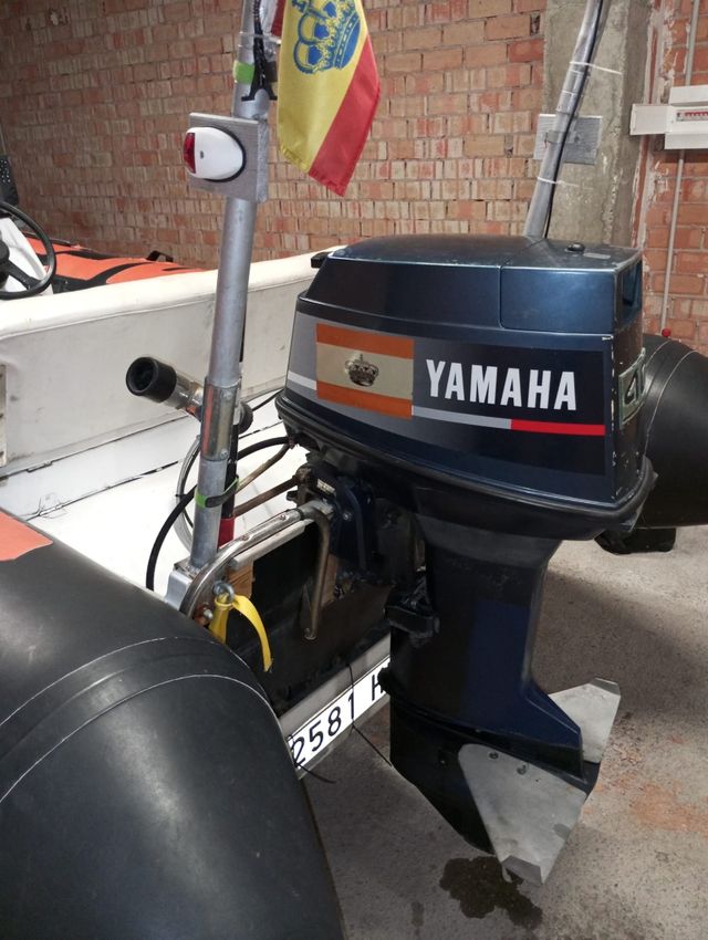 Lomac 4,60m: embarcación semirrígida