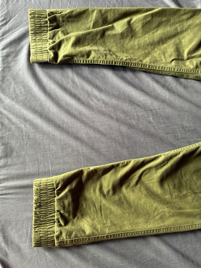 Pantalón RVCA W36. Verde Oliva.