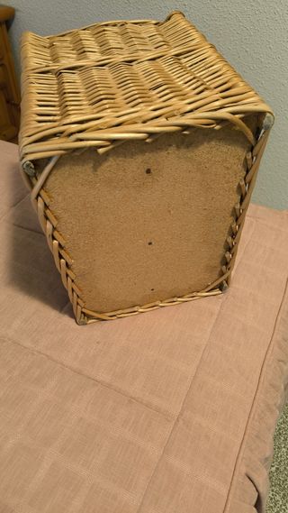 Revistero mimbre beige