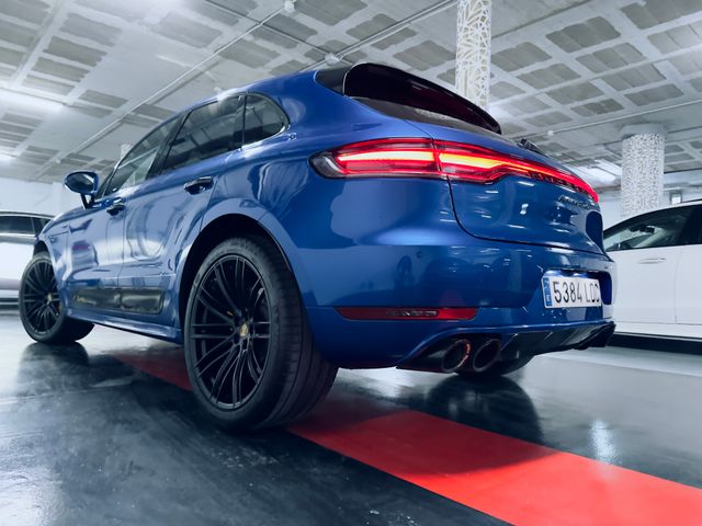 Porsche Macan TURBO NACIONAL 
