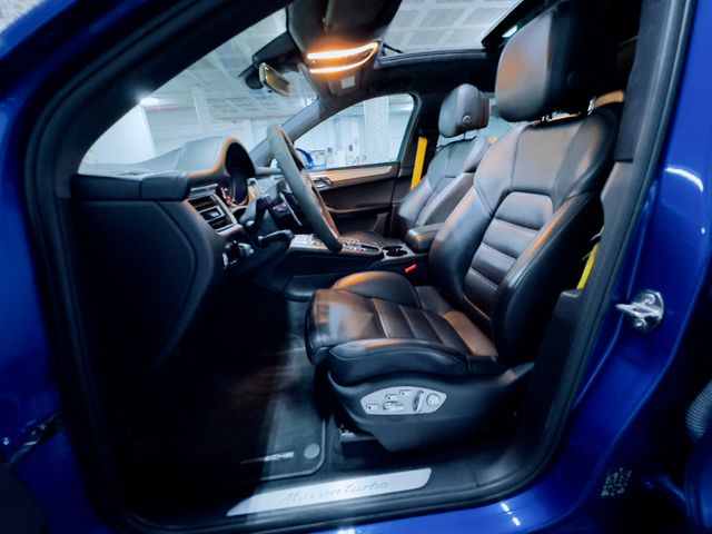 Porsche Macan TURBO NACIONAL 