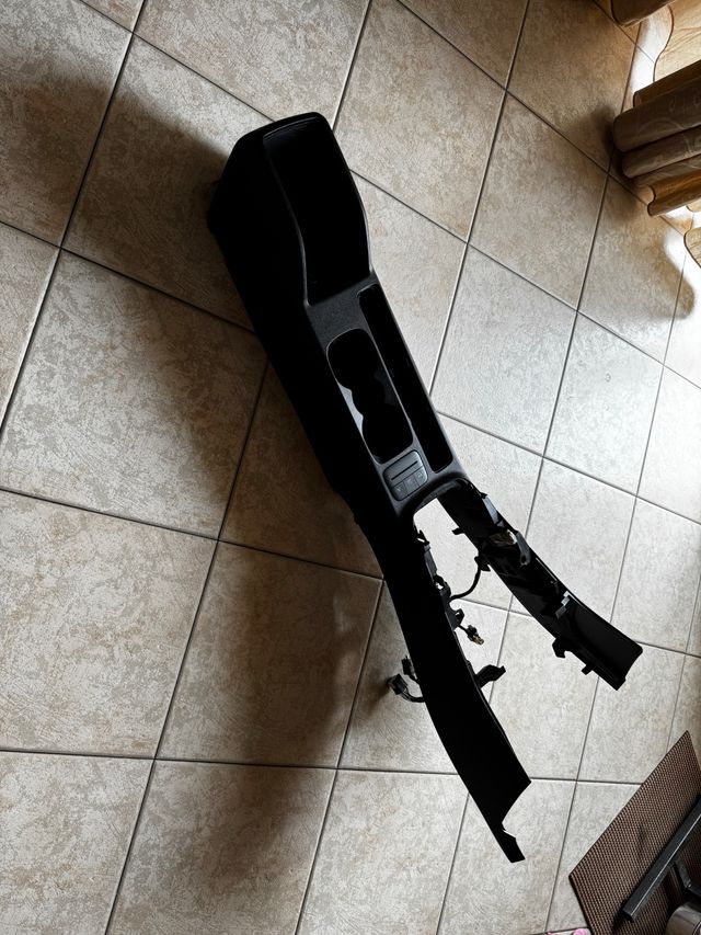 Tunnel centrale Ford Fiesta MK8