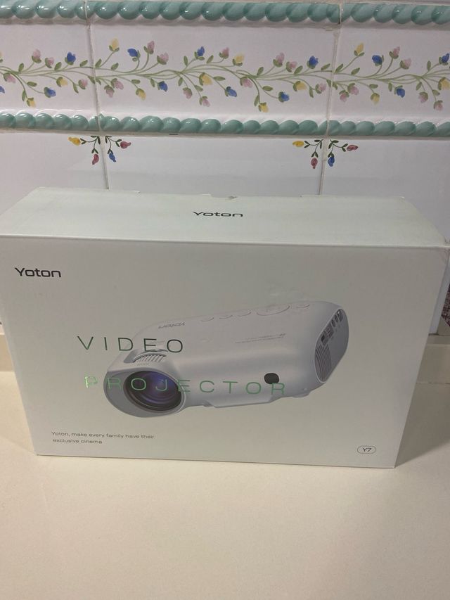 Proyector Yoton Y7 - Mini proyector blanco