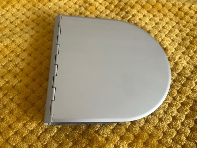 Estuche metálico para CDs