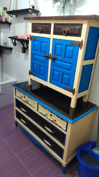 Cómodas antigua azul y beige restauradas