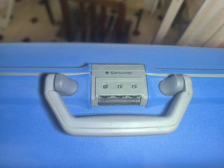 Maleta Samsonite azul rígida