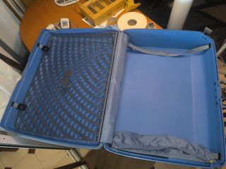Maleta Samsonite azul rígida
