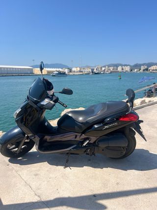 Yamaha Xmax 125 - Scooter