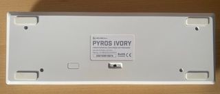 Teclado Newskill Pyros Ivory - 60% Mecánico