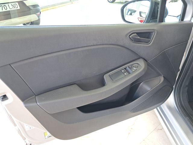 Renault Clio Business.