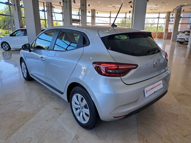 Renault Clio Business.