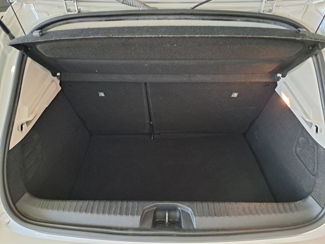 Renault Clio Business.