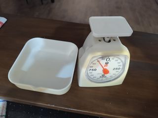 Báscula de cocina vintage