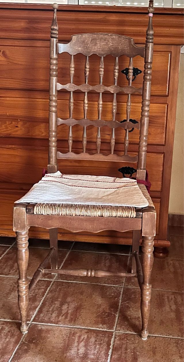 Sillas madera estilo castellano