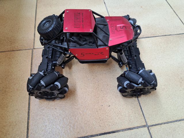 Coche teledirigido todoterreno