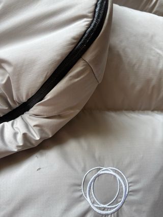 Saco de silla Bugaboo gris claro con dos rellenos