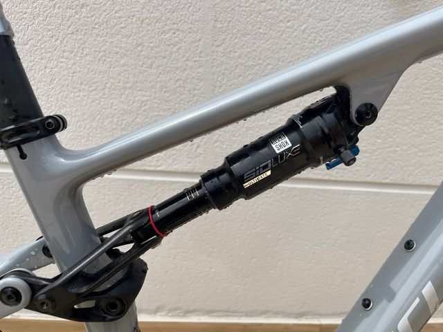 Amortiguador y horquilla sid ultimate 120