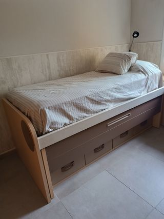 Cama nido juvenil con cajones
2 camas.