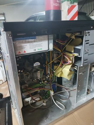 Torre PC LG Core 2 Duo