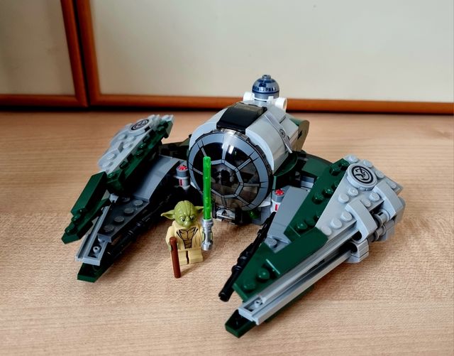 Lego Star Wars 75168 Yoda's Starfighter