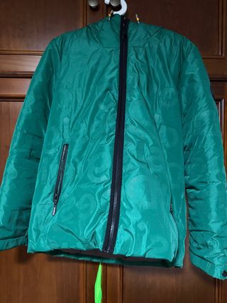 Chaqueta Desigual verde acolchada