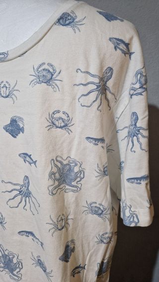 Camiseta Pull & Bear - Talla L