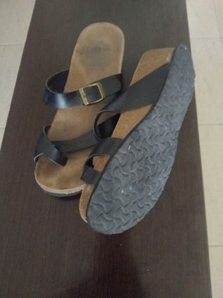 Sandalias piel negras