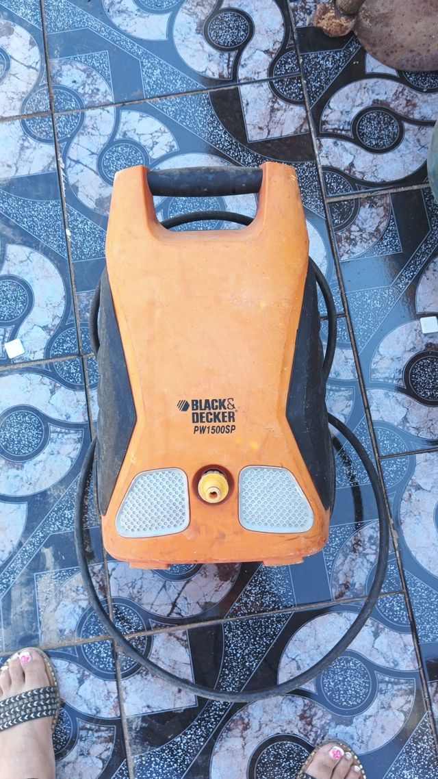 Lavadora a presión Black+Decker PW1500SP