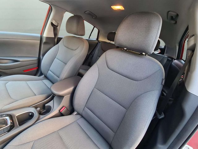 Hyundai IONIQ 1.6 GDI PHEV autom. híbrido ench.  