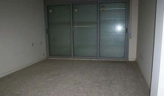 Edificio en venta en Alcarràs