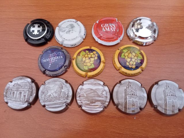 12 Chapas Cava - Coleccion
